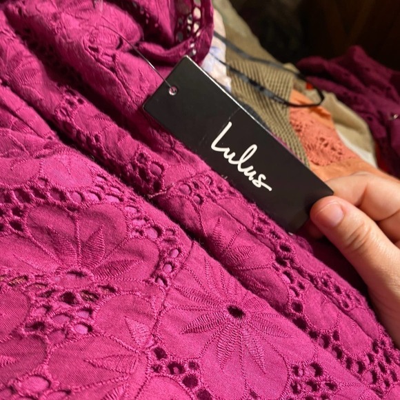 NWT Lulus Women Biscay Magenta Ruffled Eyelet Lace Sleeveless Dress Pink Size M - Picture 12 of 15